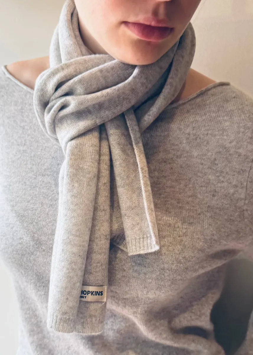 100% Cashmere Featherlight Scarf in Pale Marle Grey