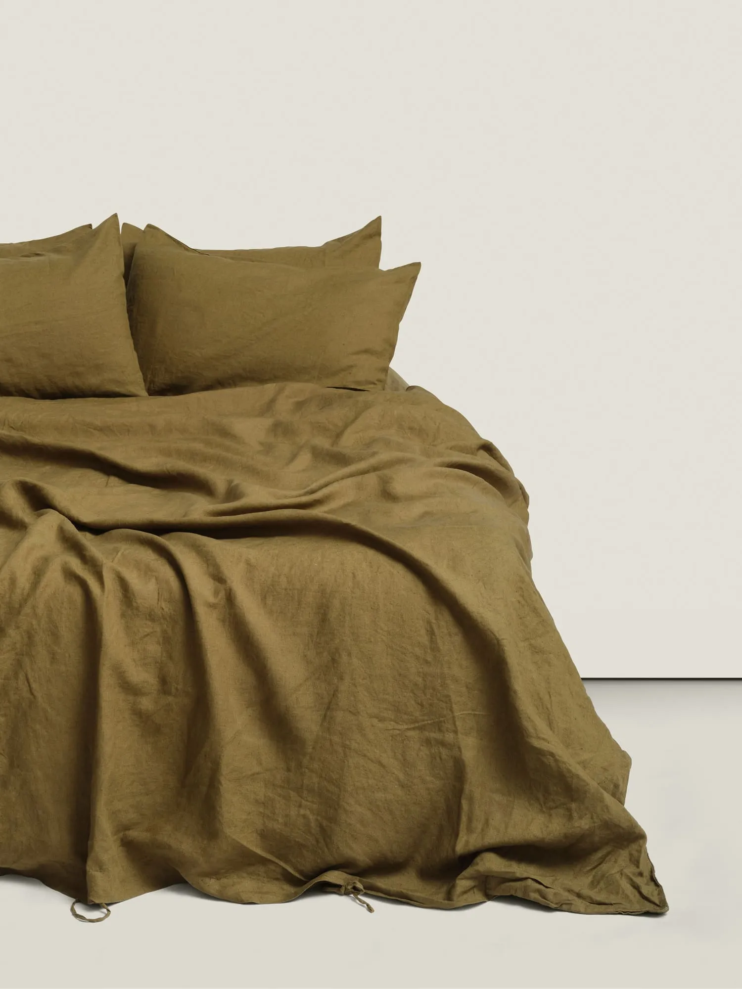 100% Linen Duvet Set in Olive