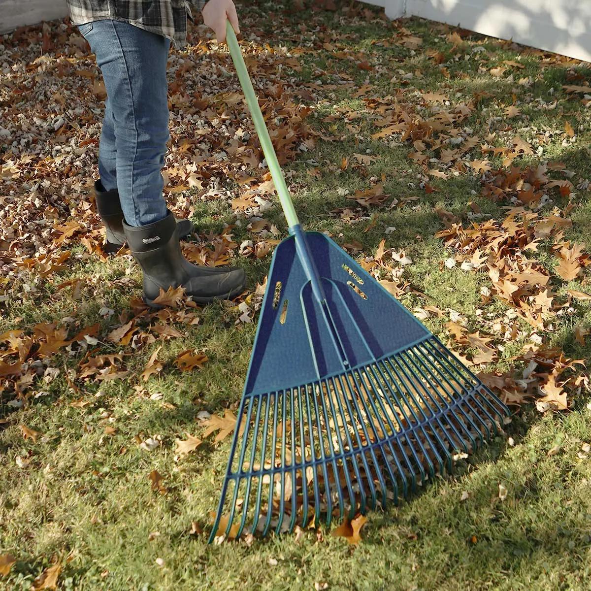 Gemplers 33" Poly Rake with Wood Handle