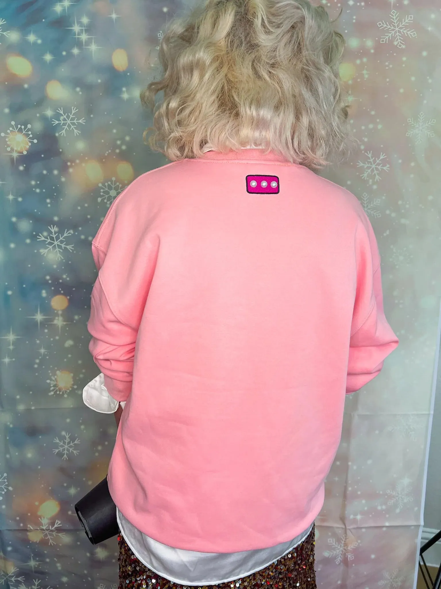 Heart Eyed Santa Sweatshirt - Pink